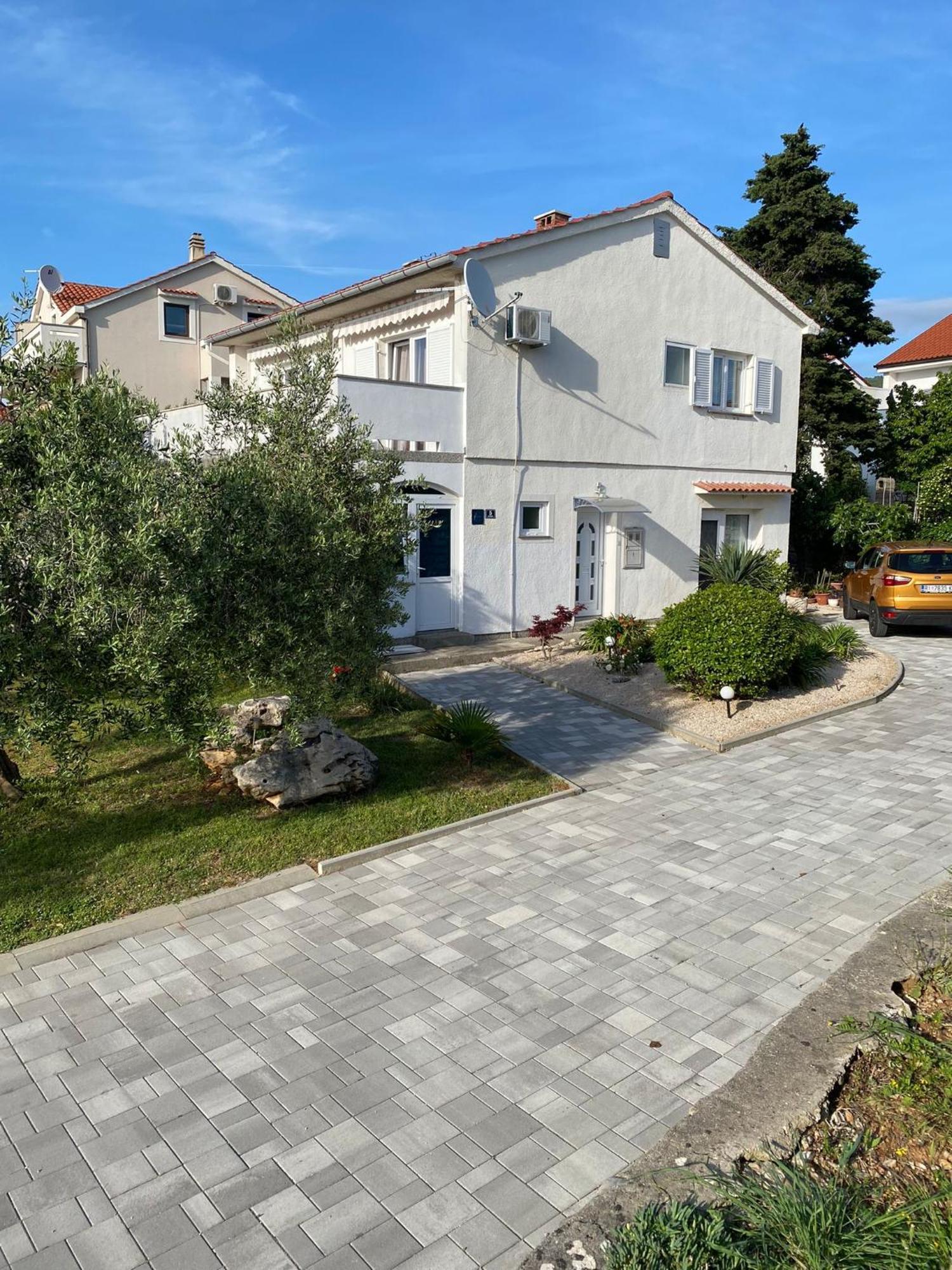 Apartment Lucia Punat Esterno foto